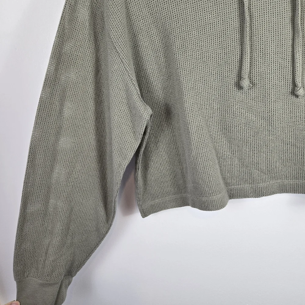 PINK Victoria's Secret Mesh Olive Army Green Athletic Hoodie Crop Top Size Large - Picture 7 of 12